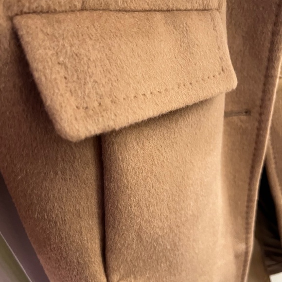 Banana Republic Wool Coat size medium, Fall 2023, women's sizing - Picture 10 of 16